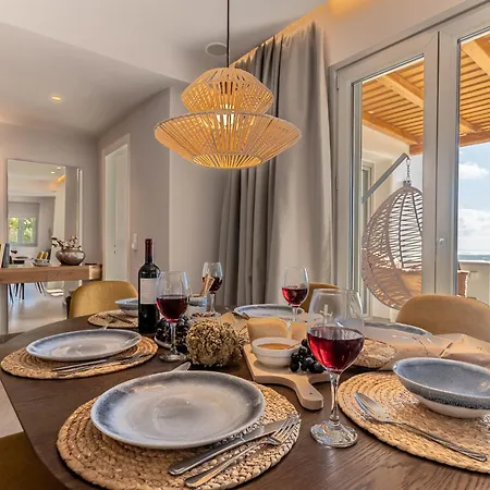 Eartha Horizon Naxos