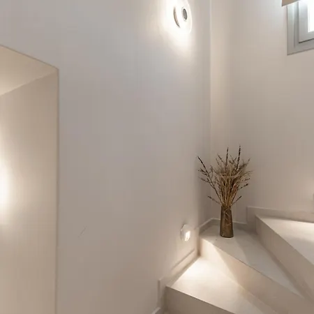 Eartha Horizon Naxos