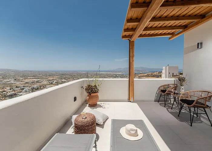 Eartha Horizon Naxos